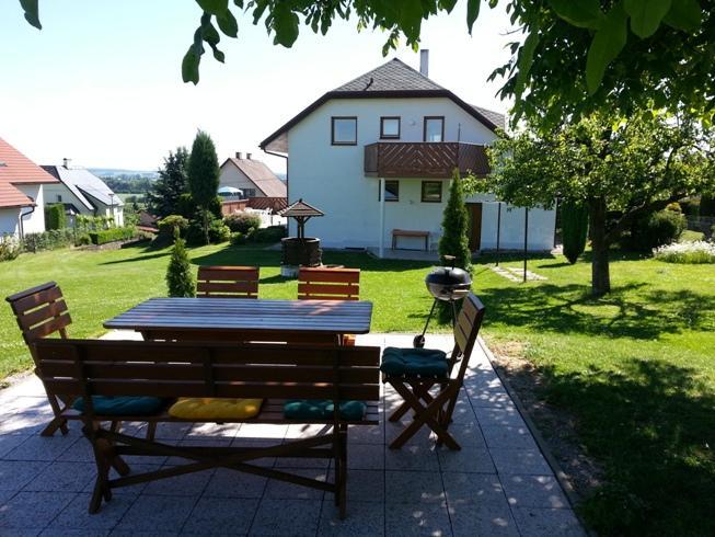 Apartmán U krále - 2 Jičín Exterior foto